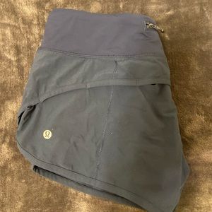 Lululemon Speed Up Shorts- 2.5”
